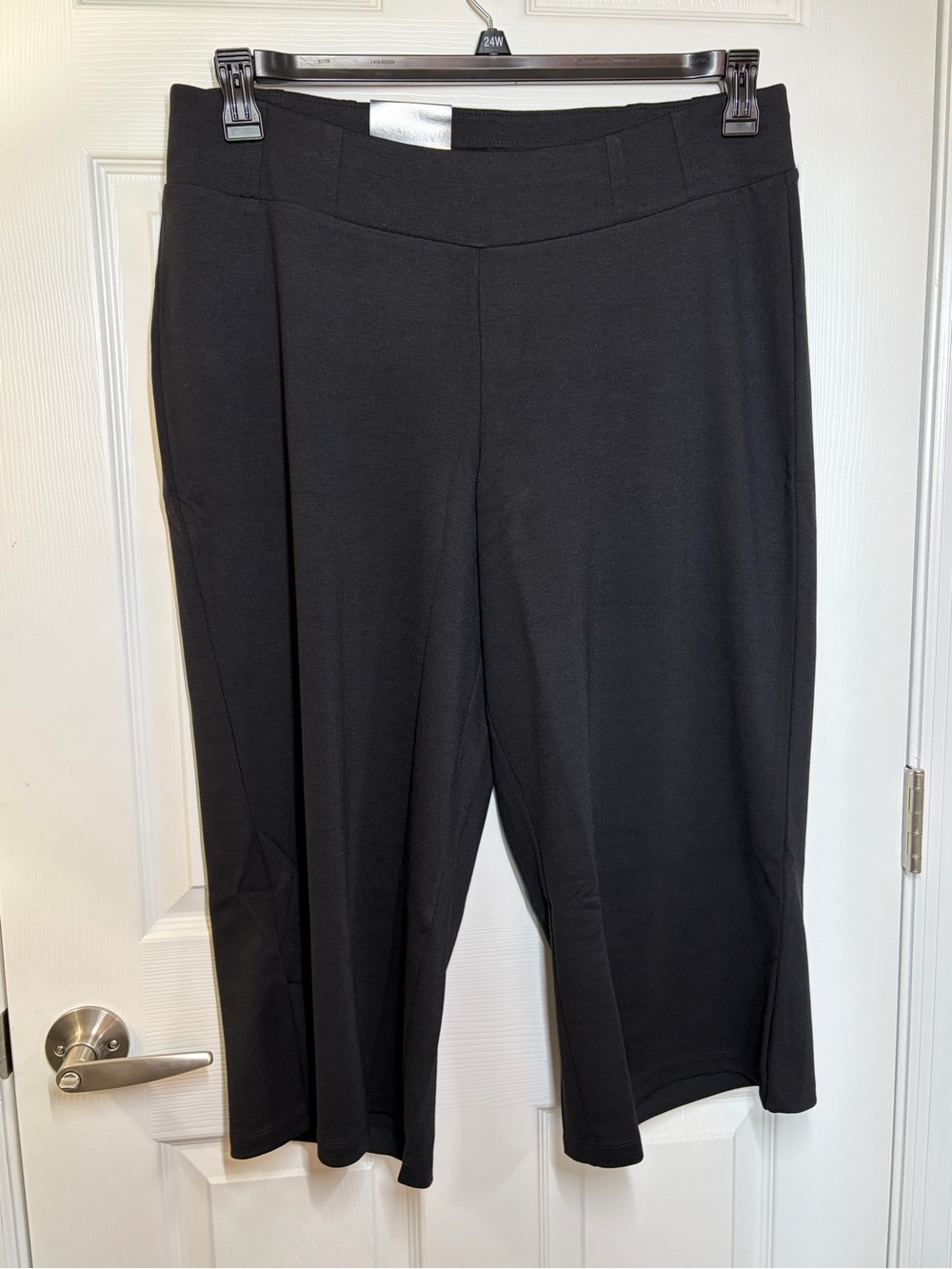 NWT! Lane Bryant Black Ponte Wide-Leg Pull-On Pants
